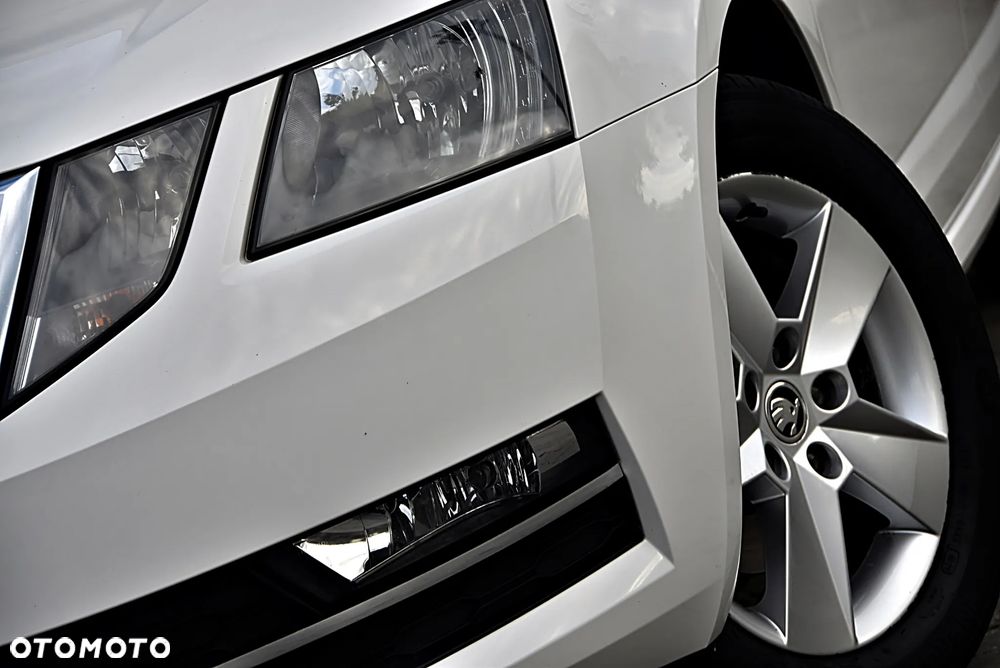 Skoda Octavia 1.6 TDI Ambition - 8