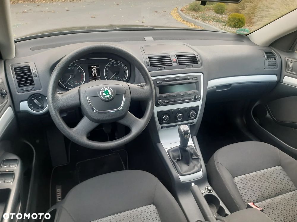 Skoda Octavia 1.6 TDI Classic - 8
