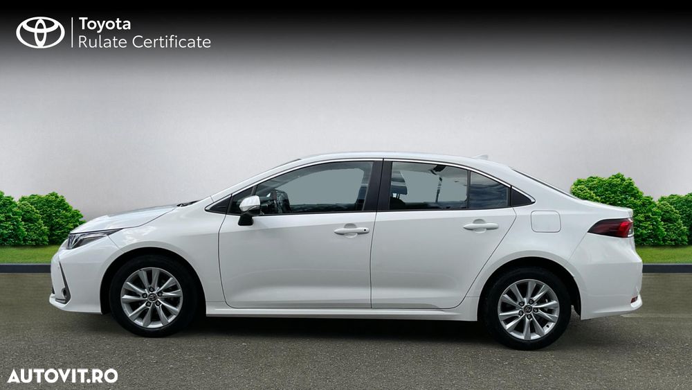 Toyota Corolla 1.8 HSD Business - 9