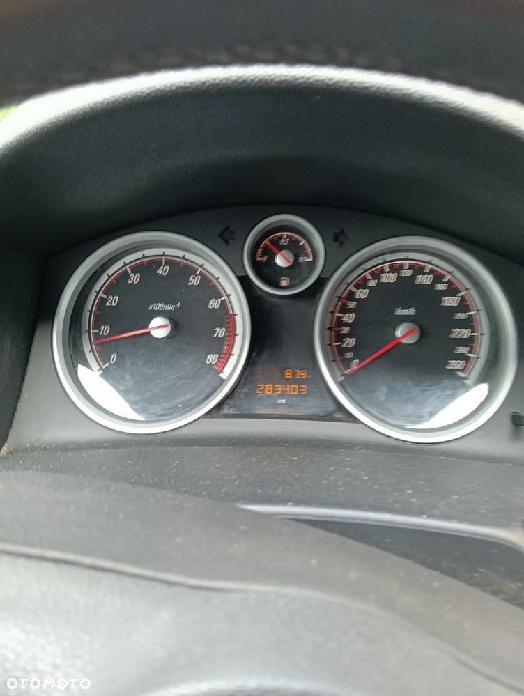 Opel Astra 2.0 Turbo Cosmo - 10