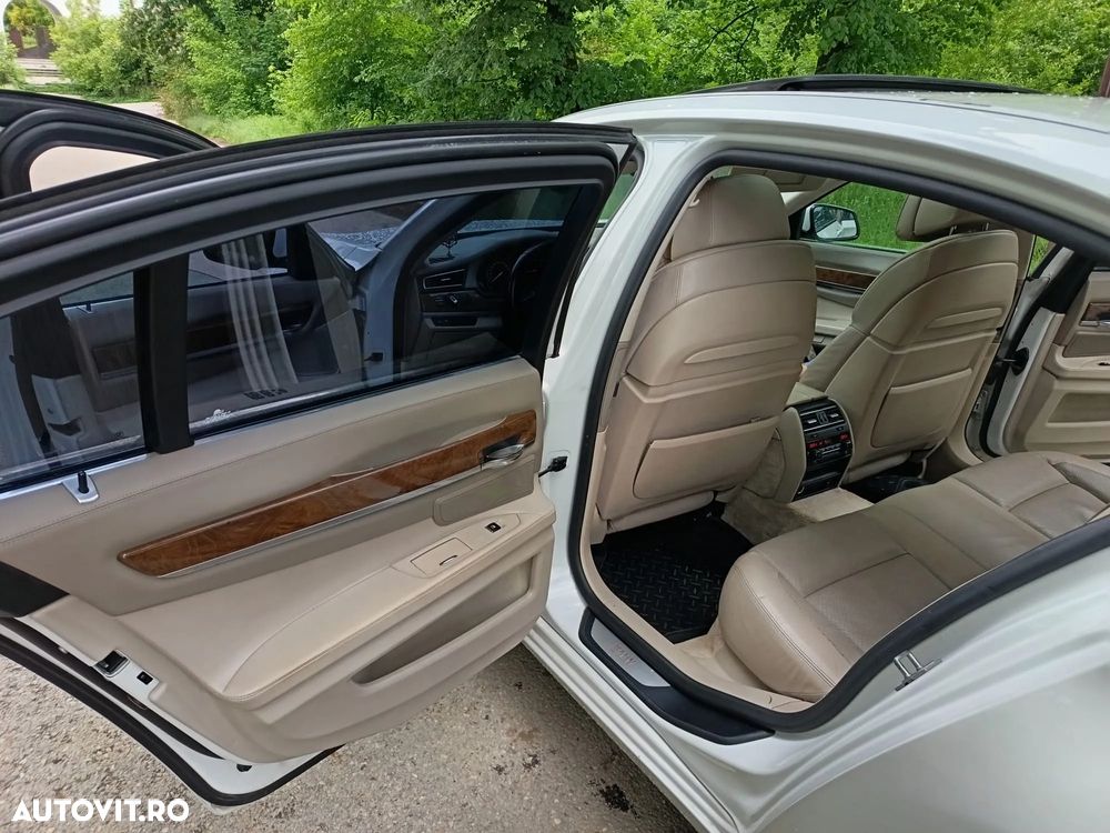 BMW Seria 7 740d xDrive Aut. - 2