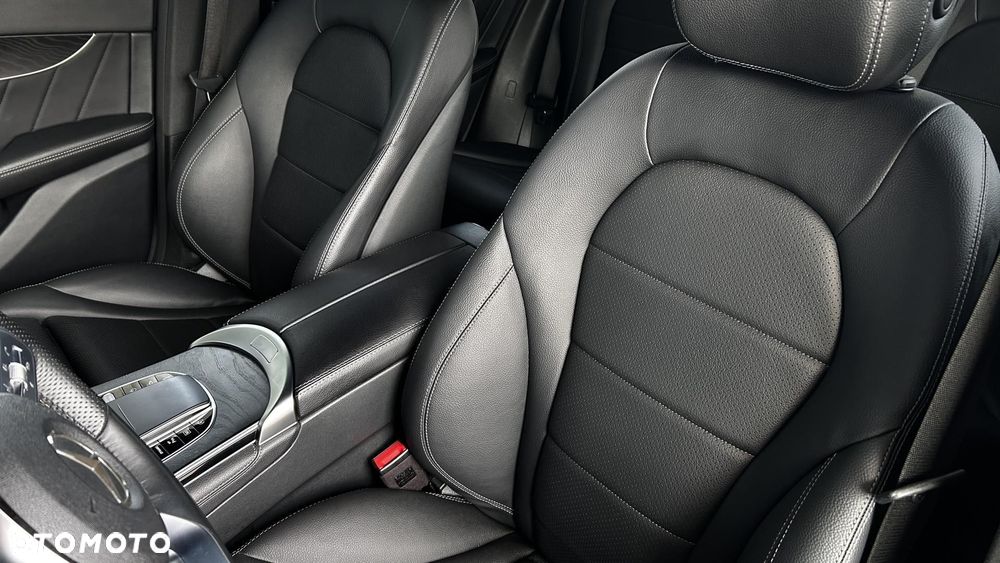 Mercedes-Benz GLC 200 - 12