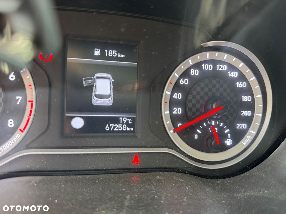 Hyundai i10 1.0 EDITION 30+ - 5