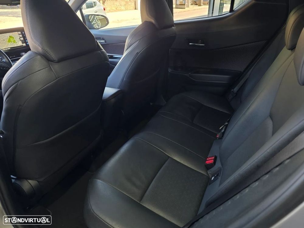 Toyota C-HR 1.8 HSD Exclusive+P.Luxury - 14