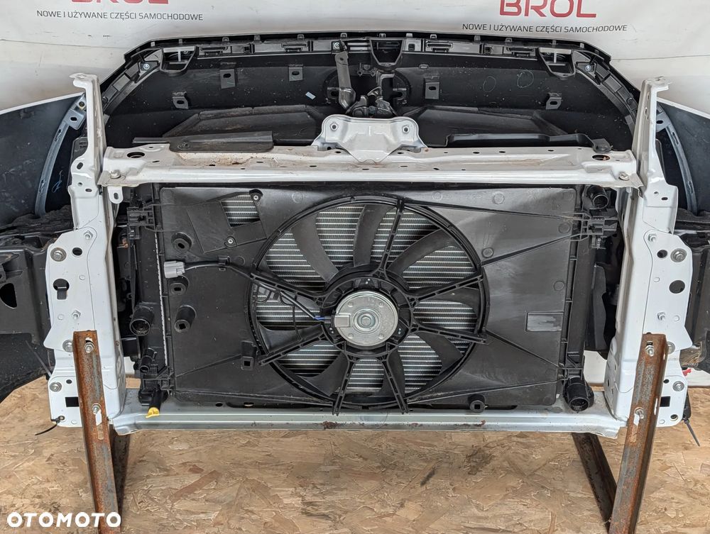 ZDERZAK PAS PRZEDNI LAMPY KOMPLET TOYOTA COROLLA CROSS 22-  2.0 VVTI - 7