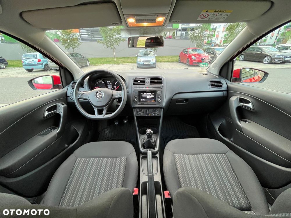 Volkswagen Polo 1.0 Trendline Perfectline - 28