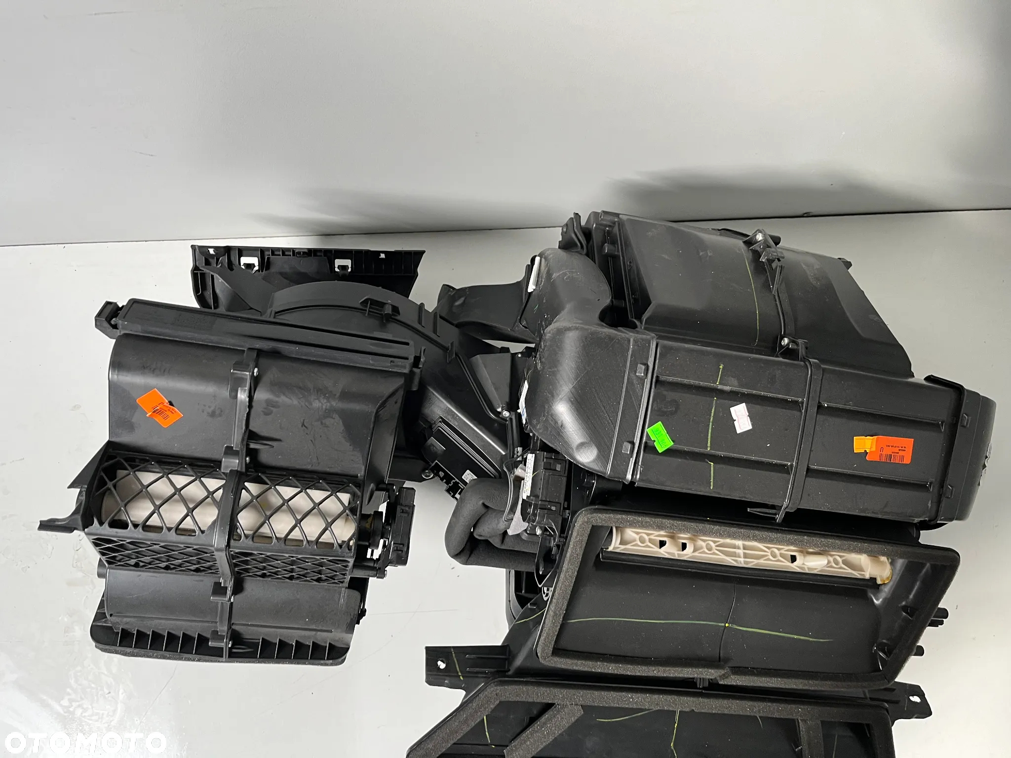 Nagrzewnica ford transit CUSTOM  2.0 18 rok - 3