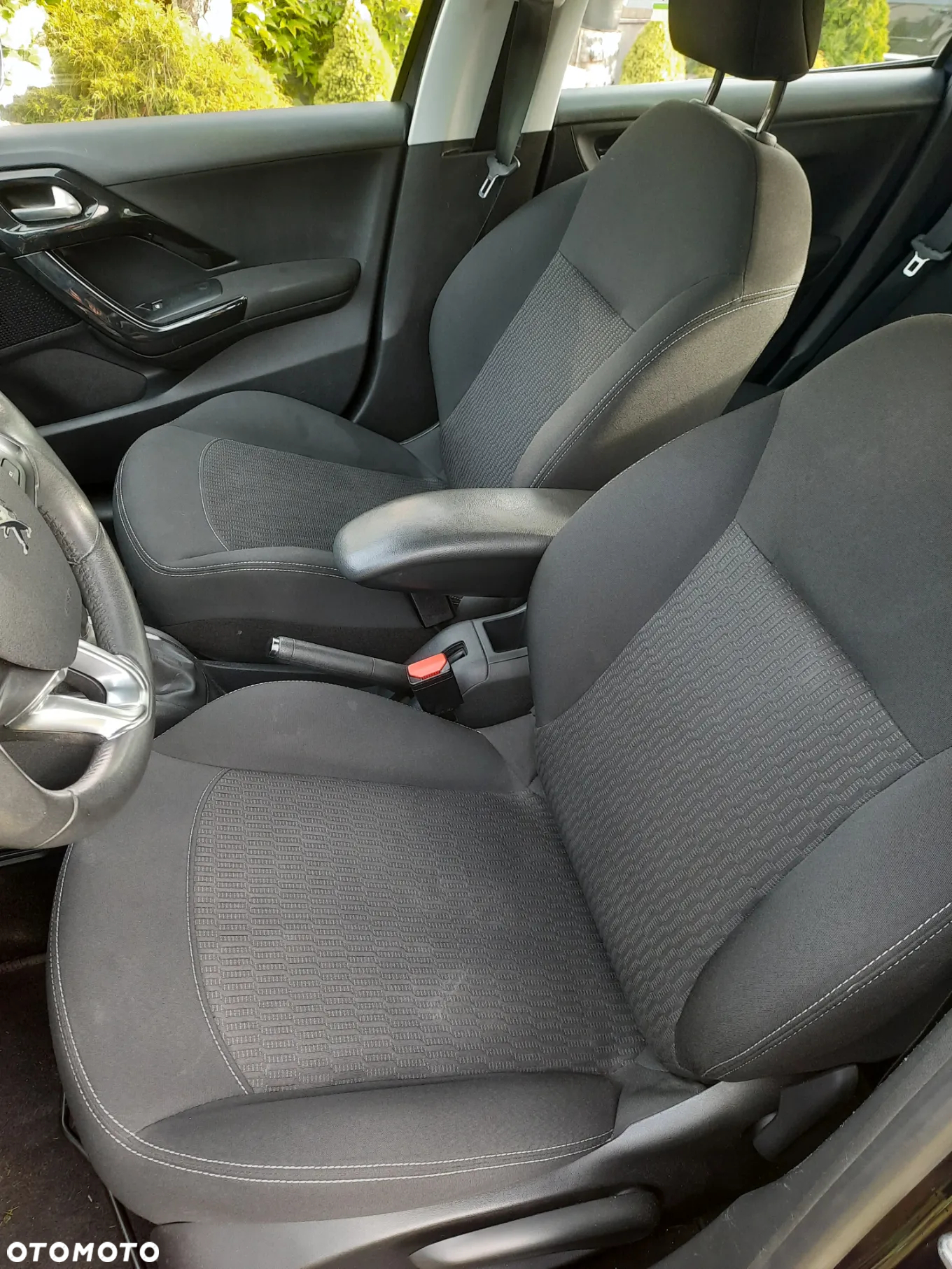Peugeot 208 1.6 BlueHDi Active - 11