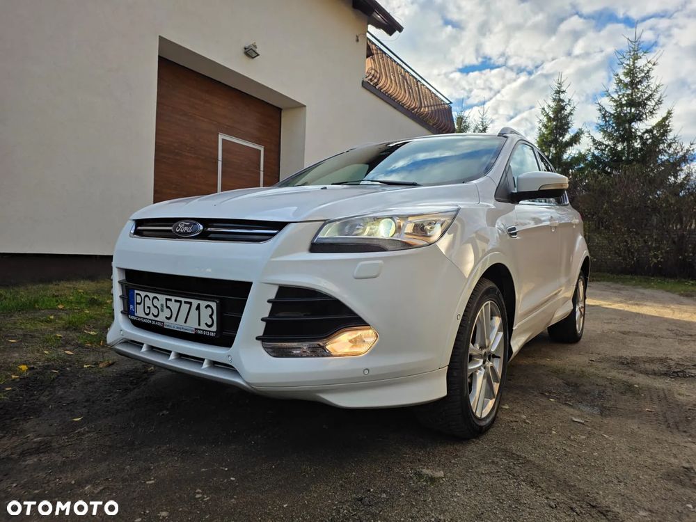 Ford Kuga 1.6 EcoBoost 4x4 Titanium - 31