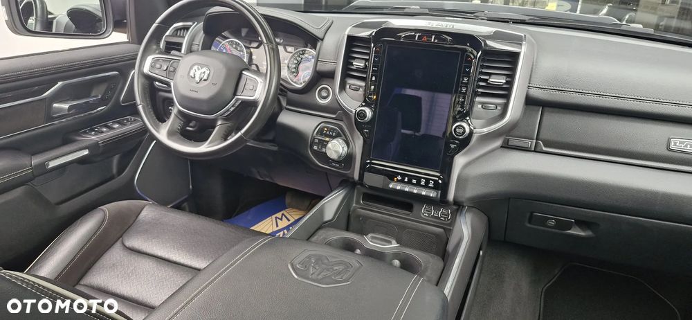 RAM 1500 Crew Cab Laramie - 24