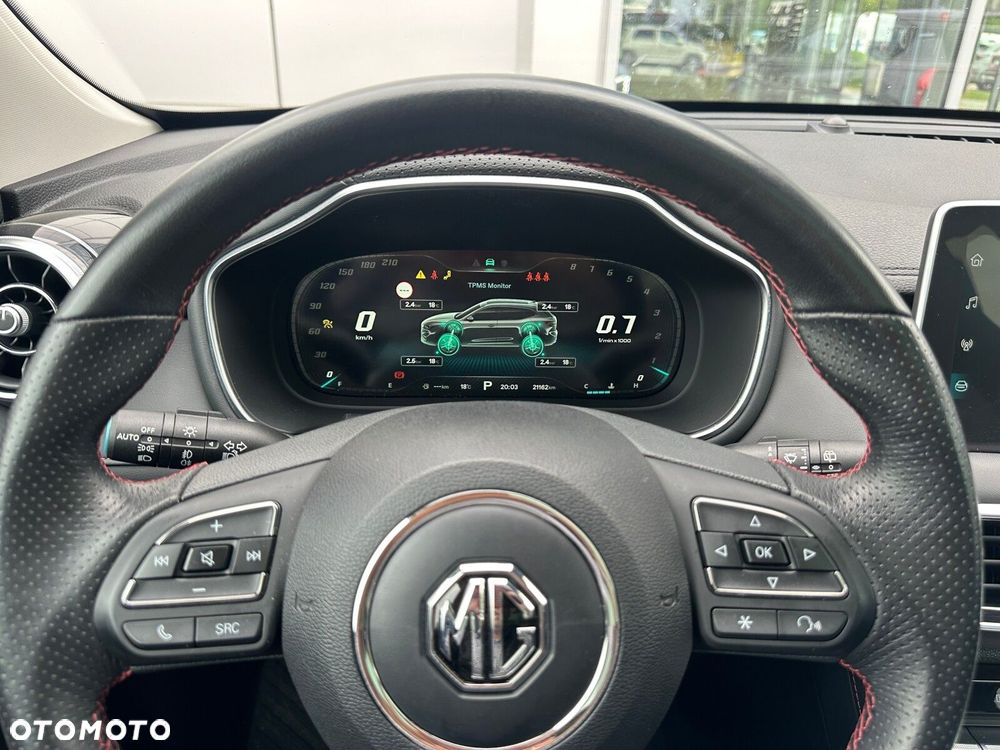MG HS 1.5 T-GDI Exclusive DCT - 24