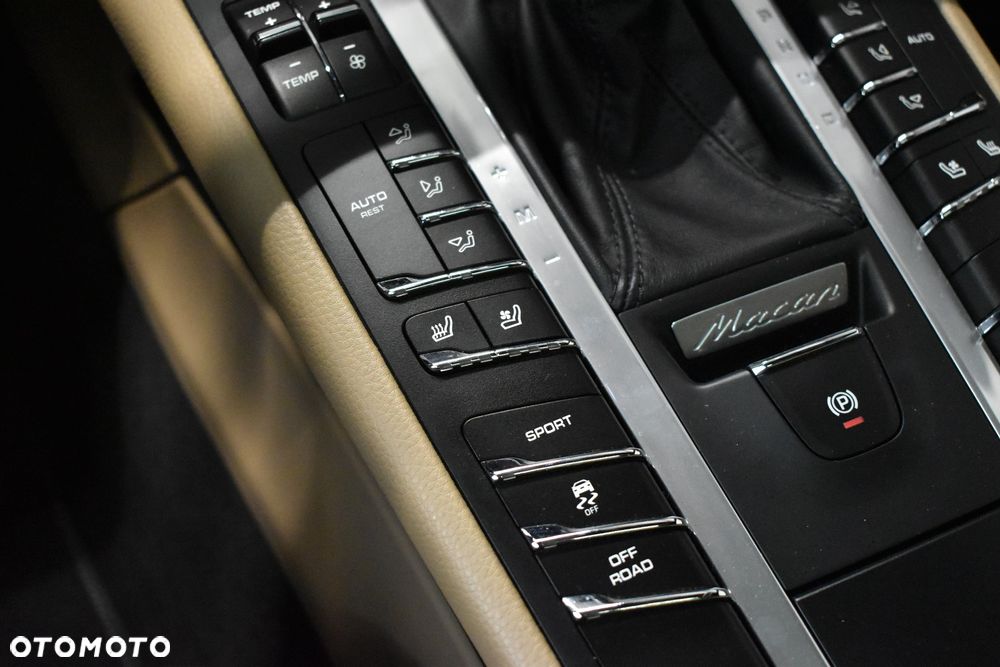 Porsche Macan Standard - 28
