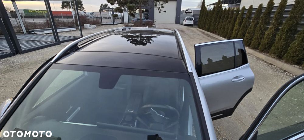 Mercedes-Benz GLB 250 4Matic 8G-DCT - 7