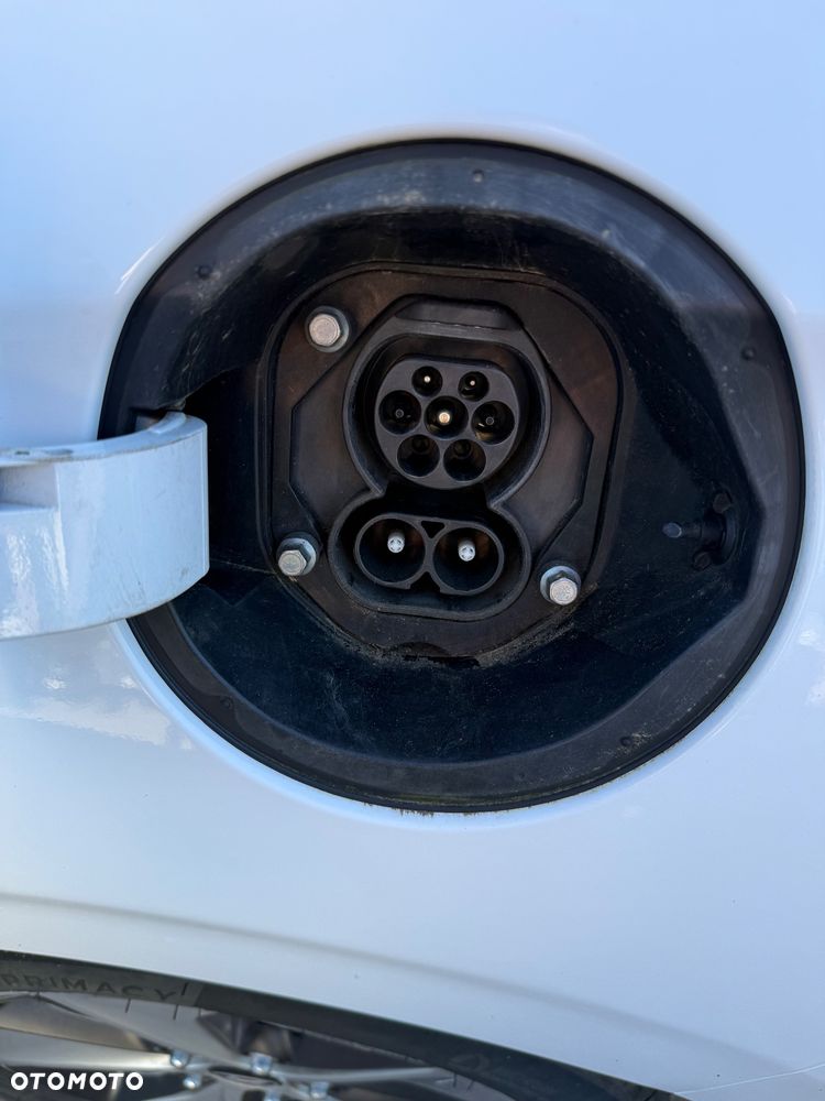 Hyundai IONIQ Electric Platinum - 9