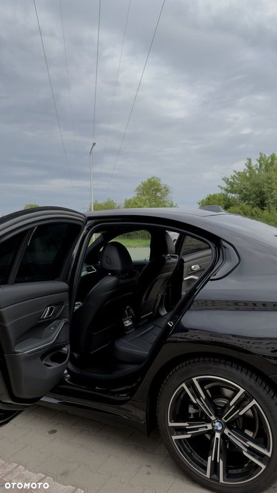 BMW Seria 3 320d xDrive M Sport sport - 8