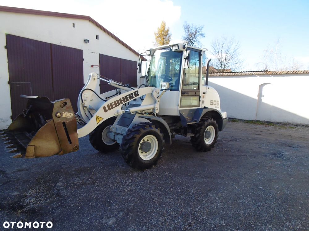 Liebherr 506 Stereo - 4