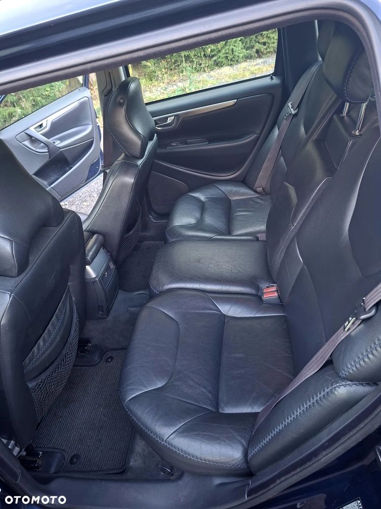 Volvo XC 70 - 6