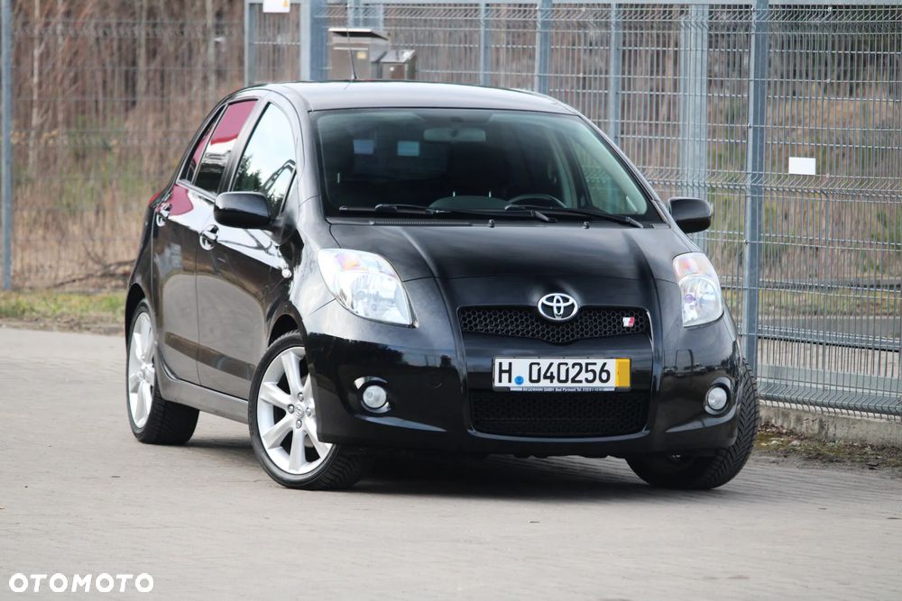 Toyota Yaris 1.8 VVT-i TS - 1
