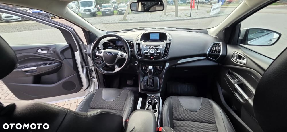 Ford Kuga 2.0 TDCi 4x4 Titanium - 36