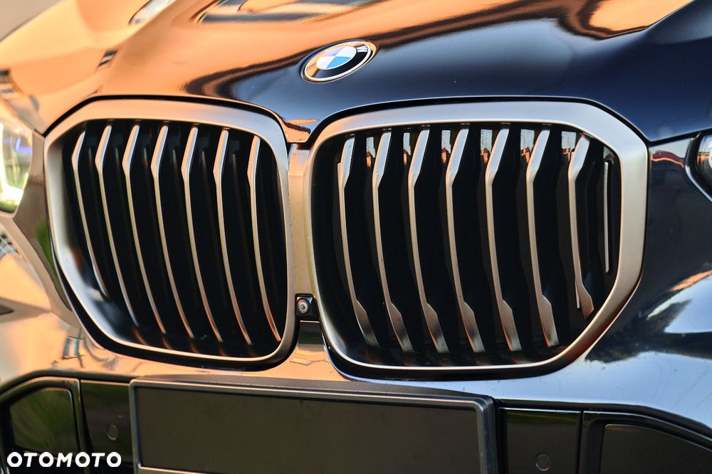 BMW X5 M M50d - 22