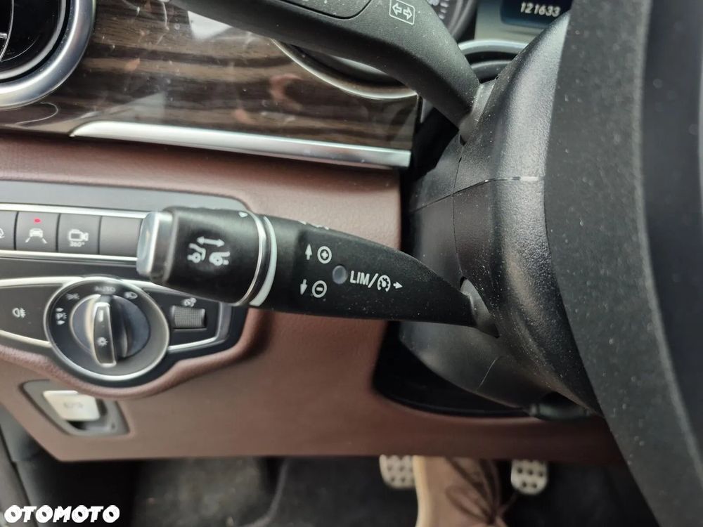 Mercedes-Benz Klasa V 250 d 4-Matic Avantgarde 7G-Tronic (ekstra d³) - 25