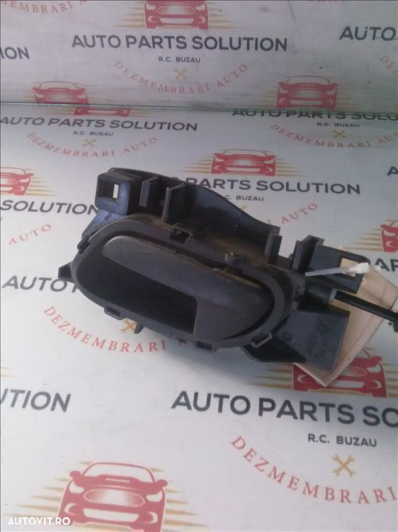 maner interior usa stanga fata peugeot partner an fabr. 2013 - 1