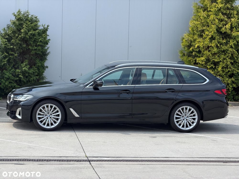 BMW Seria 5 540d xDrive mHEV Luxury Line - 17