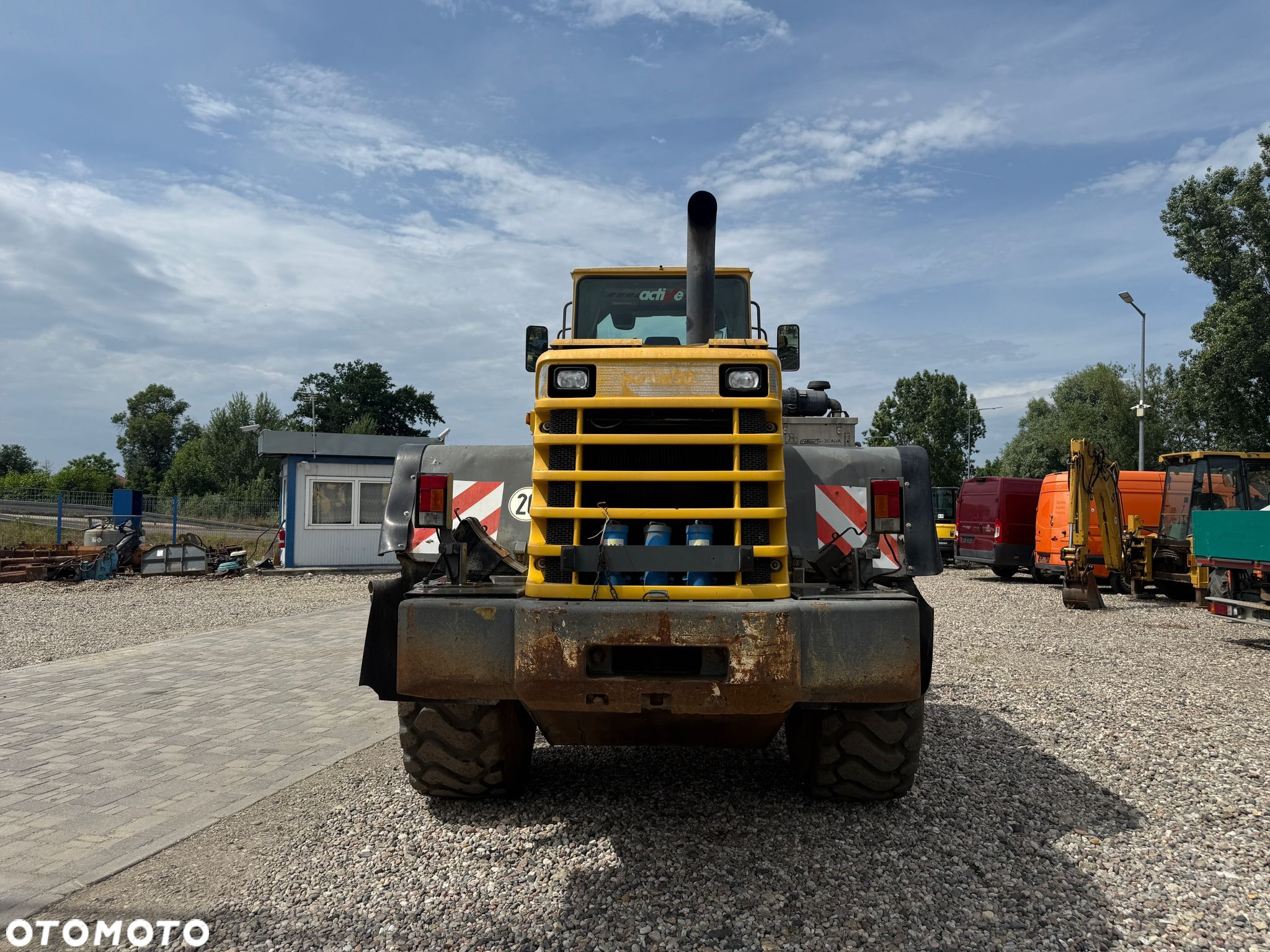Komatsu WA 420-3H - 10