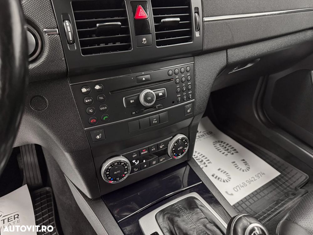Mercedes-Benz GLK 220 CDI DPF 4Matic BlueEFFICIENCY 7G-TRONIC - 24