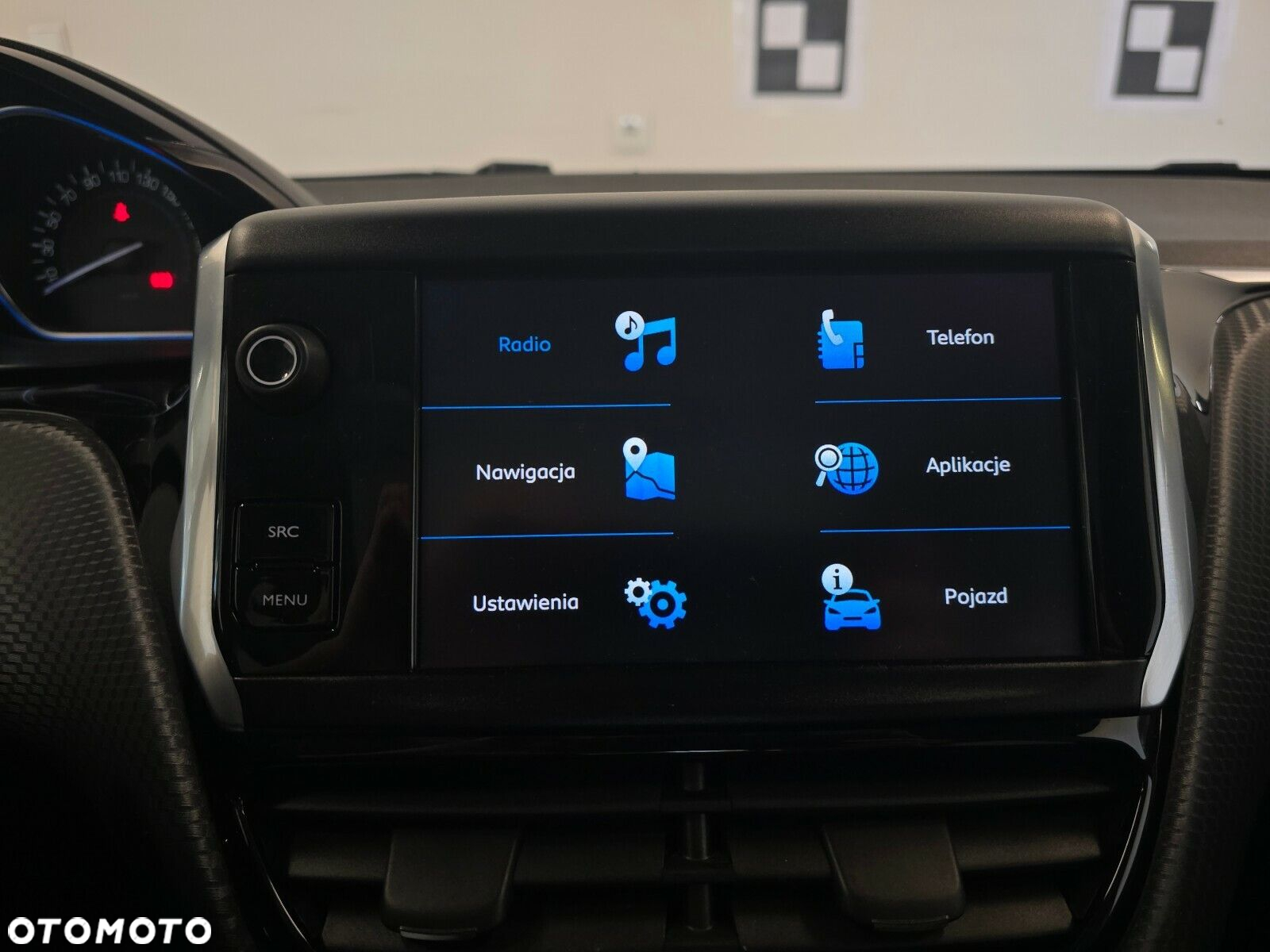 Peugeot 2008 1.2 Pure Tech GPF Allure S&S - 23