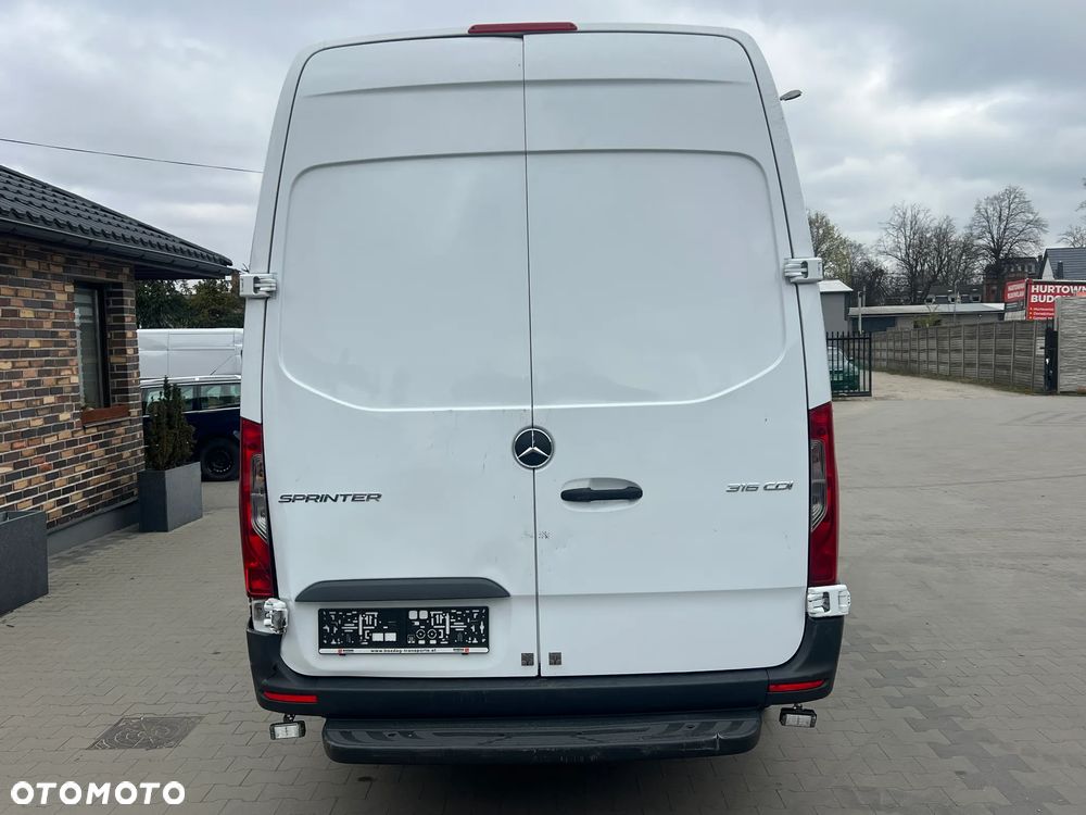 Mercedes-Benz 316 CDI - 9