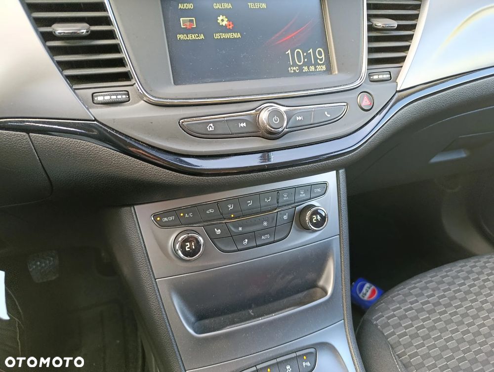 Opel Astra 1.4 T Dynamic - 21