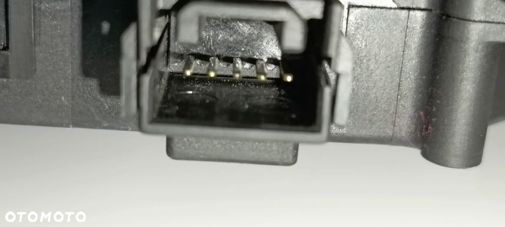 SILNICZEK NAGRZEWNICY STEROWNIK NASTAWNIK KLAP OGRZEWANIA TOYOTA COROLLA VERSO AVENSIS T25 COROLLA E12 0637008930 - 5