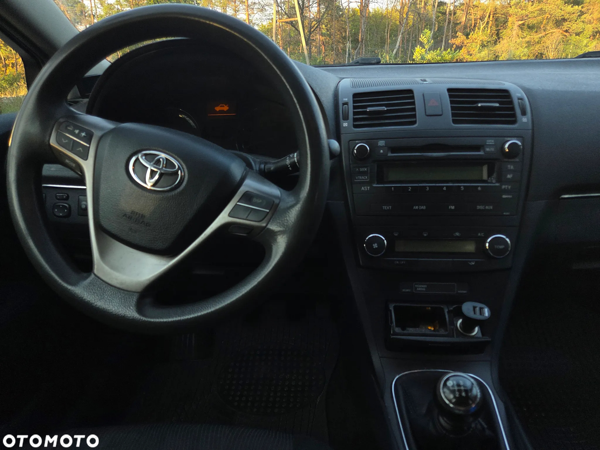 Toyota Avensis 1.8 Luna - 7