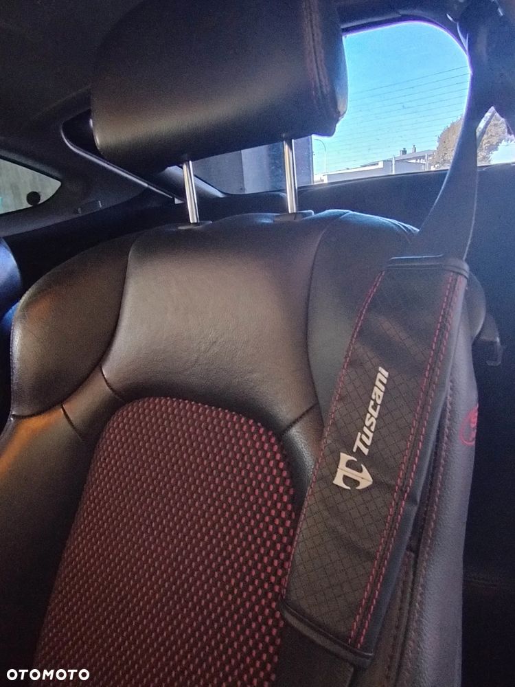Hyundai Coupe - 16