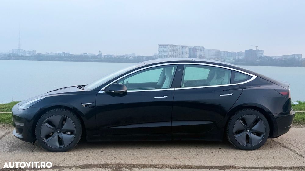 Tesla Model 3 Langstreckenbatterie Allradantrieb Dual Motor - 10