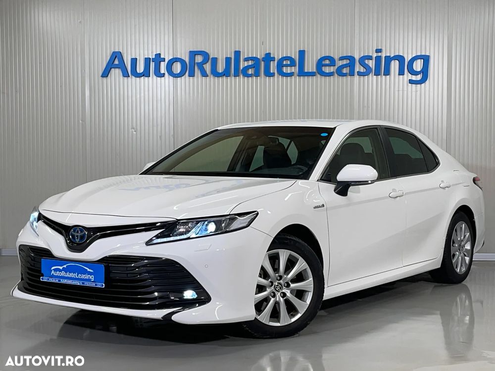 Toyota Camry 2.5 Hybrid Business - 1