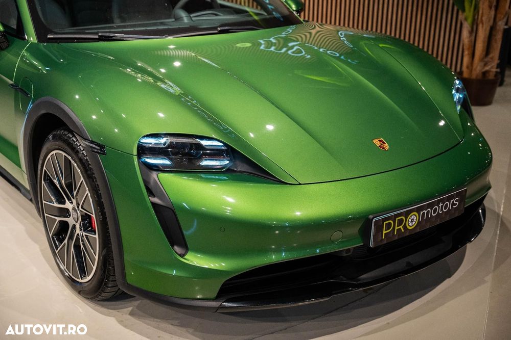 Porsche Taycan 4S - 22