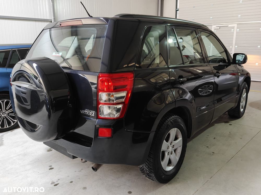 Suzuki Grand Vitara - 3