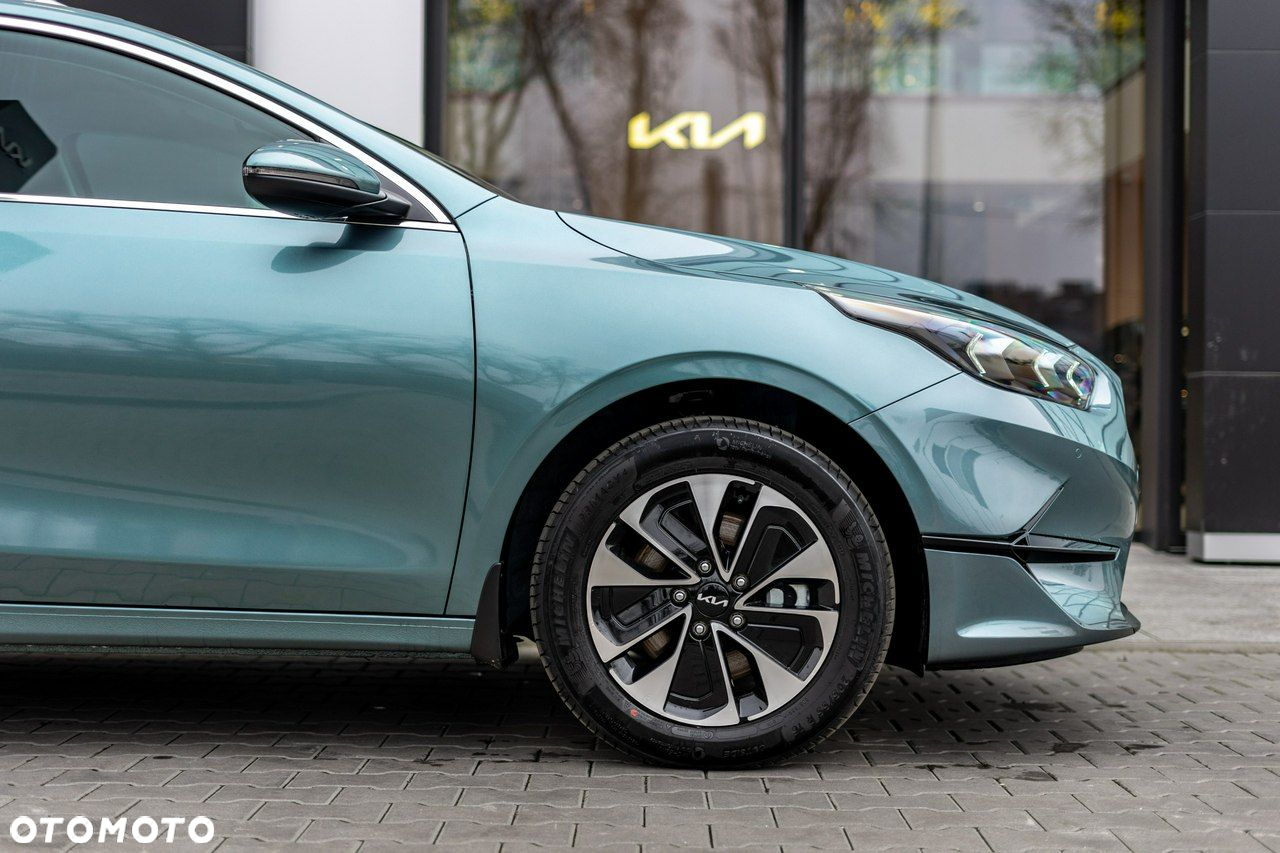 Kia Ceed - 7