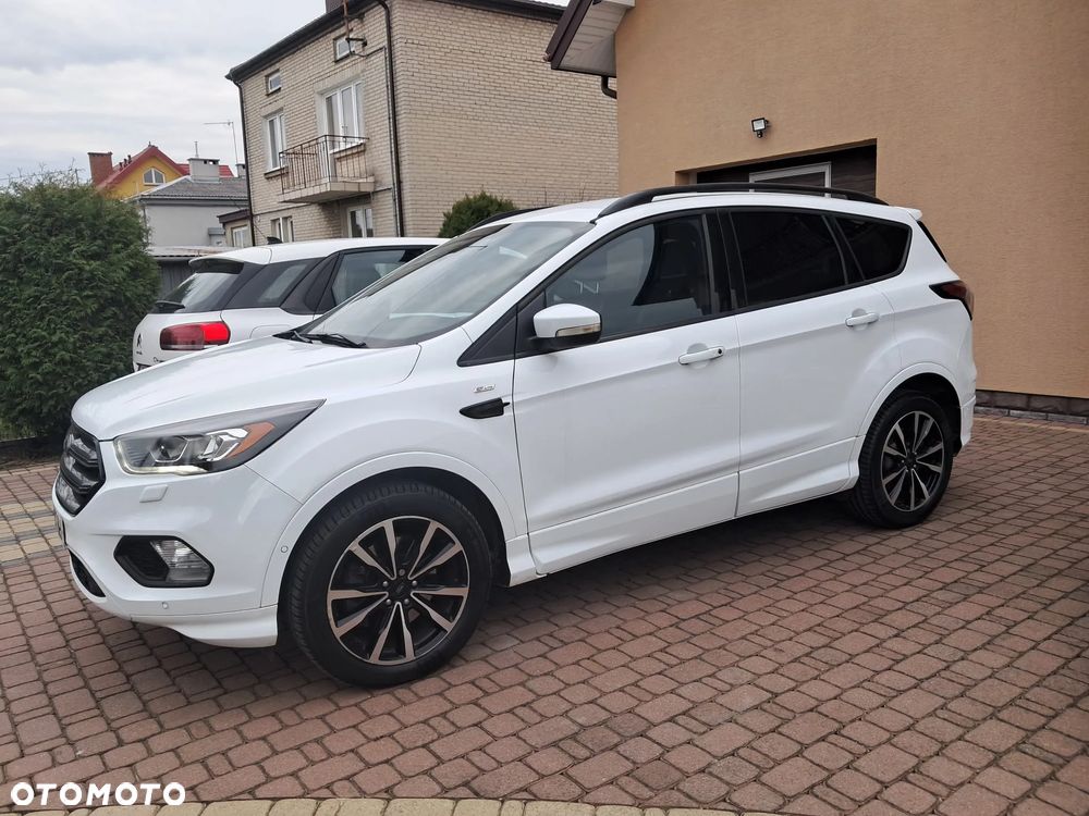 Ford Kuga 2.0 TDCi 4x2 ST-Line - 1