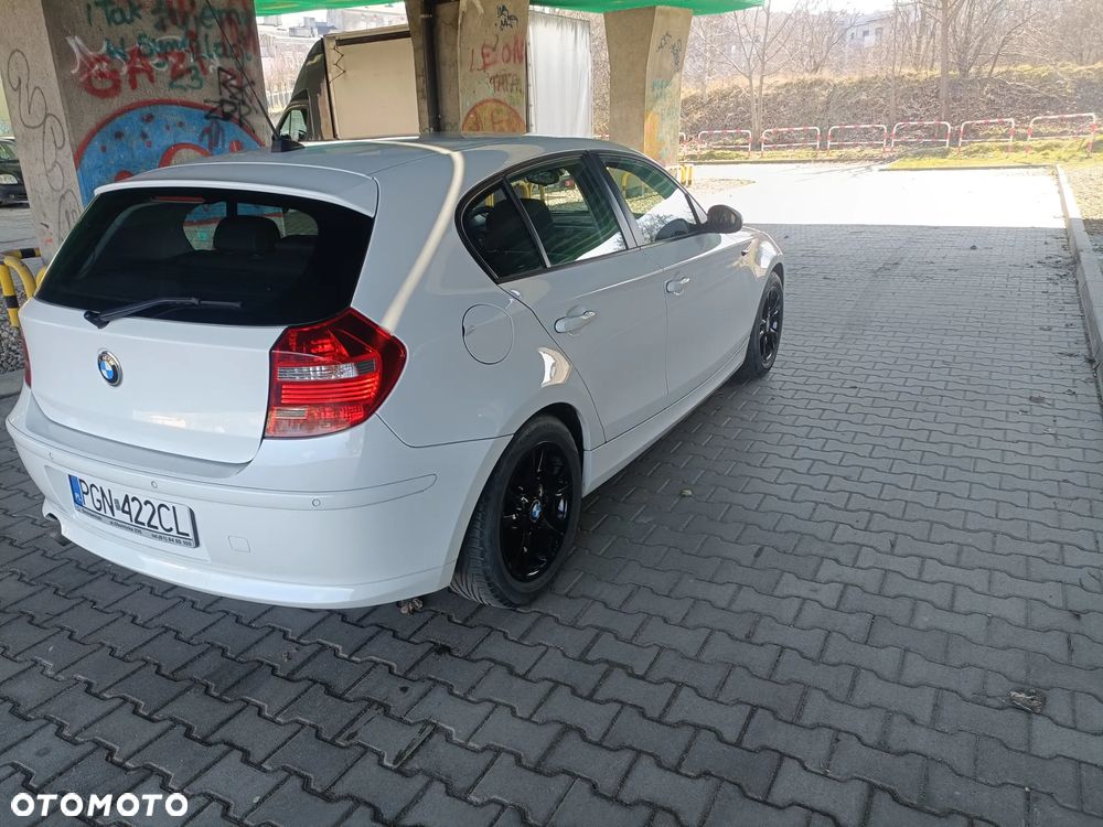 BMW X1 sDrive18i - 4