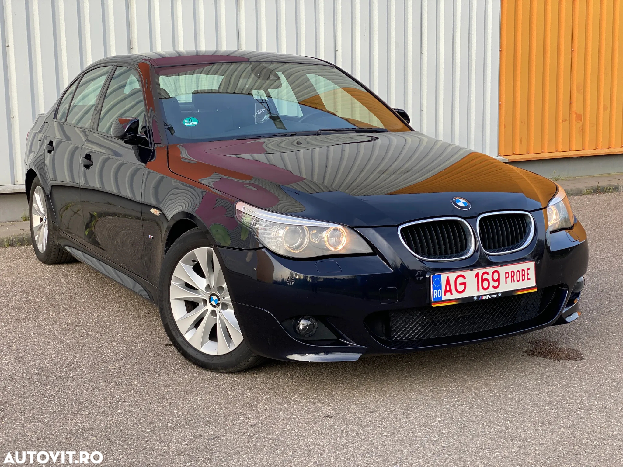 BMW Seria 5 520d Aut. Edition Sport - 2