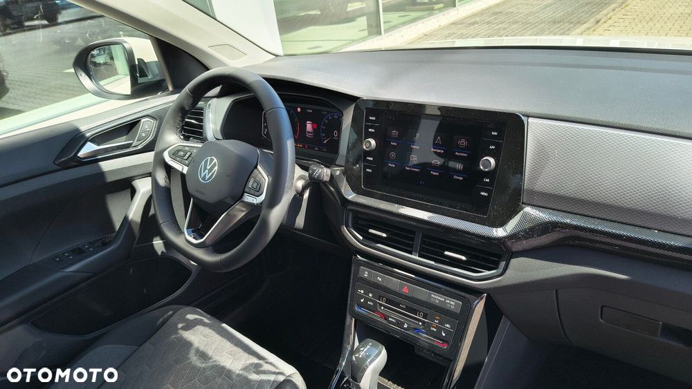 Volkswagen T-Cross - 25