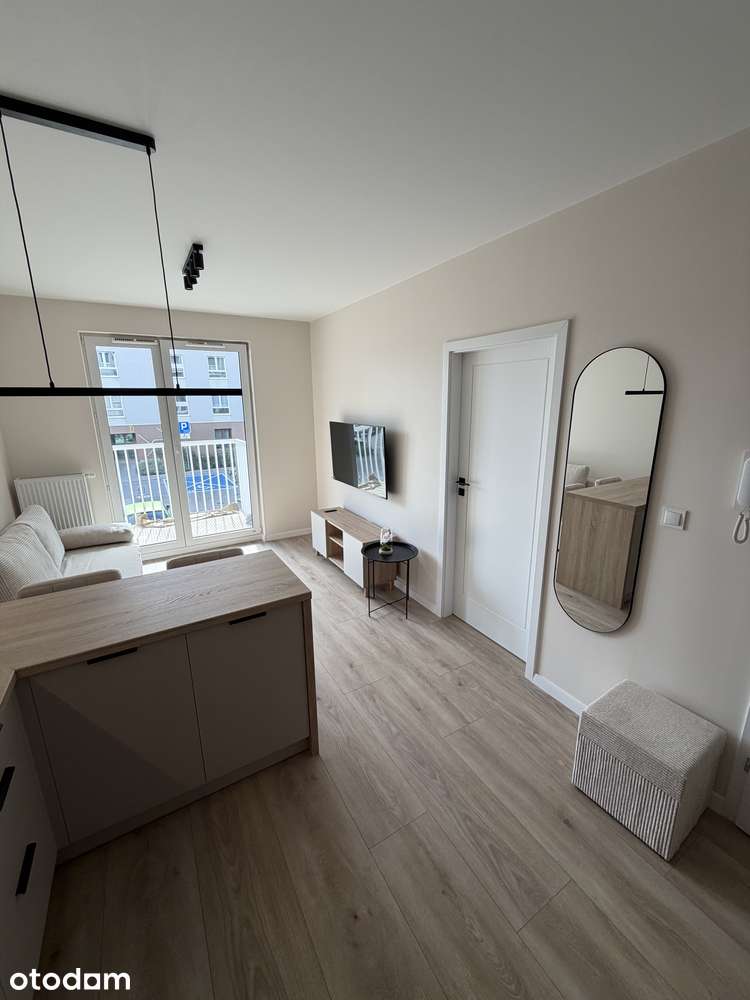 Nowy apartament, 2 pokoje, metro, garaż, bezpośrednio