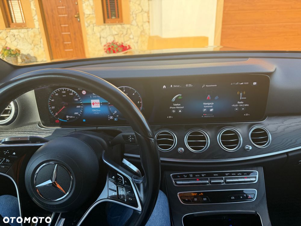 Mercedes-Benz Klasa E - 21