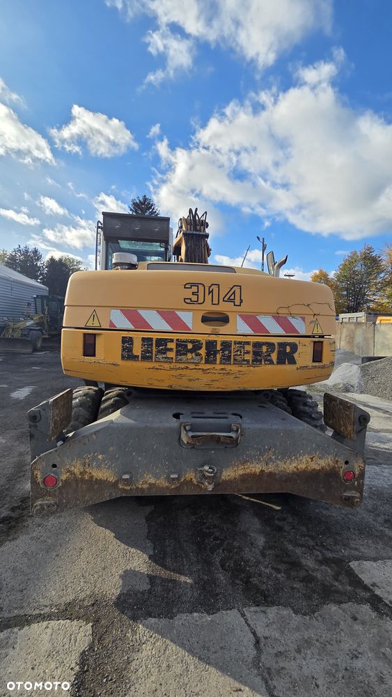 Liebherr A314 - 3