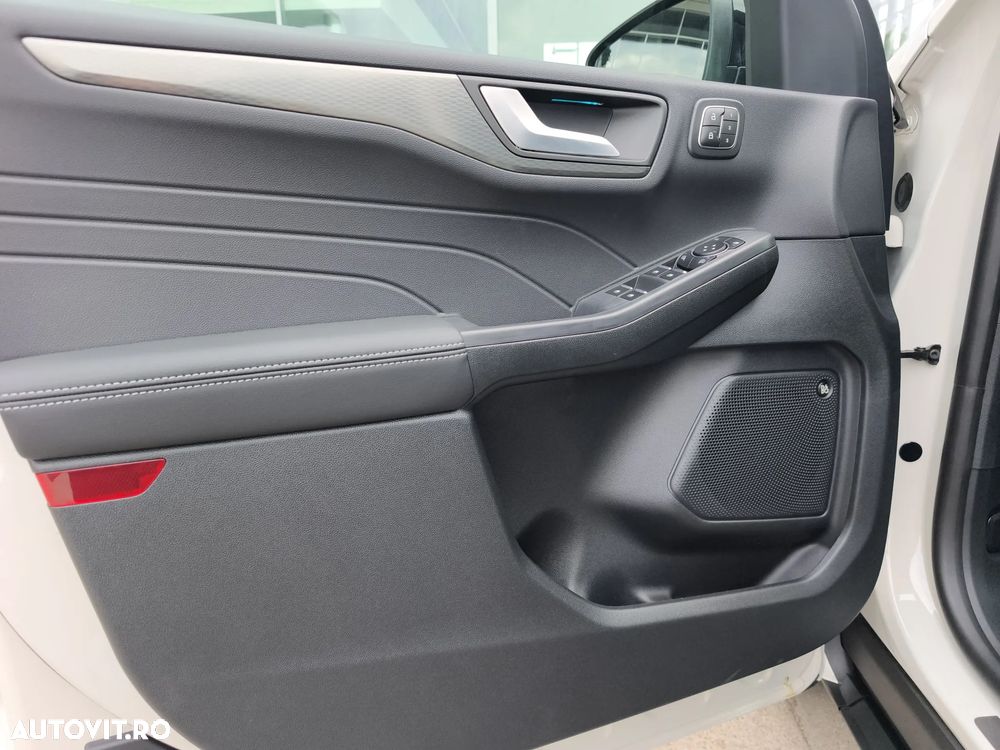 Ford Kuga 2.5 Duratec PHEV SOUND EDITION - 13