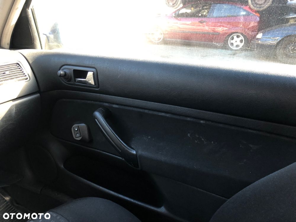 Drzwi Volkswagen Golf IV 3d 2000r - 7