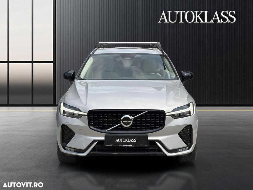 Volvo XC 60 B5 AT AWD MHEV Plus Dark - 9